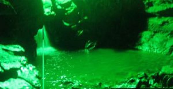 Tam 8 milyon yılda oluştuğu tahmin edilen Trabzon’daki Çal Mağarası’nda kayanın içine oyulmuş insan silueti bulundu...
