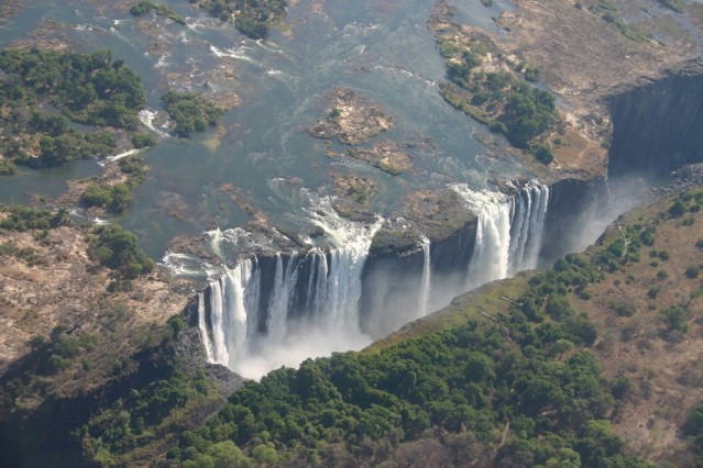 Victoria Şelalesi, Zimbabwe ve Zambia, Afrika