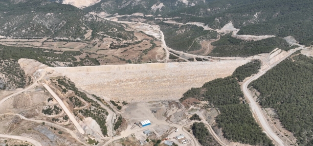 Amasya Aydınca Barajı gövde inşaatında sona gelindi
