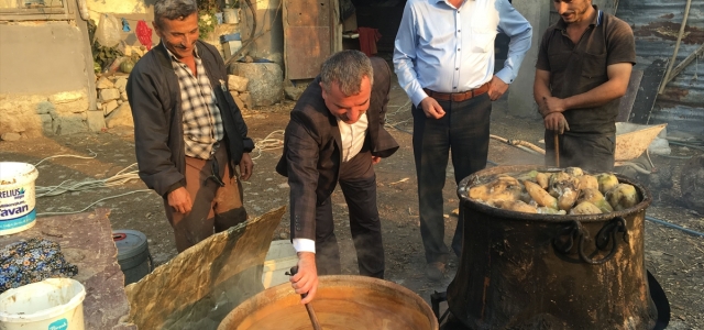 Başkan Özdemir'den mahalle ziyareti