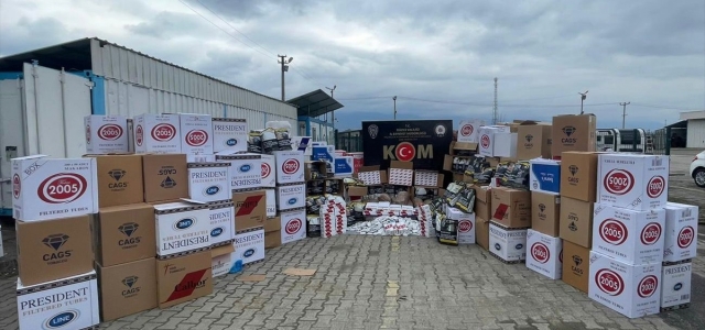 Düzce'de kaçak tütün ve mamullerini satan iş yerlerine operasyon