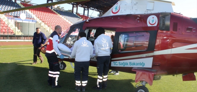 İstanbul'dan Düzce'ye ambulans helikopterle hasta sevki
