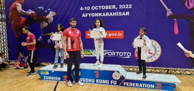 Karabüklü wushucu Irmak Taşbaş Balkan şampiyonu oldu