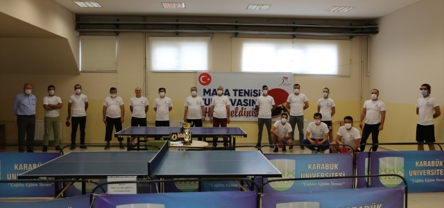 KBÜ'de masa tenisi turnuvası düzenlendi