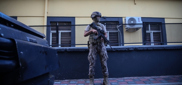 Mersin'de terör örgütü DEAŞ'a yönelik operasyonda 5 şüpheli yakalandı