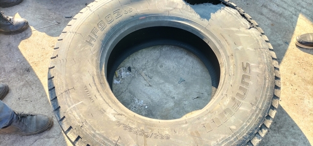 Samsun'da patlayan kamyon lastiği tamirciyi ağır yaraladı
