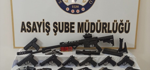 Samsun'da silah ticareti operasyonunda 2 zanlı yakalandı