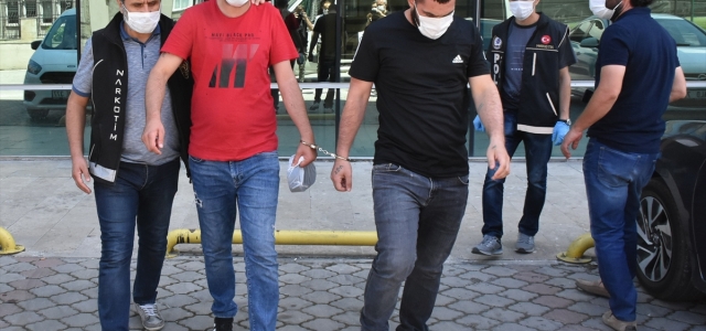 Samsun'daki "torbacı" operasyonunda yakalananlardan 2'si tutuklandı