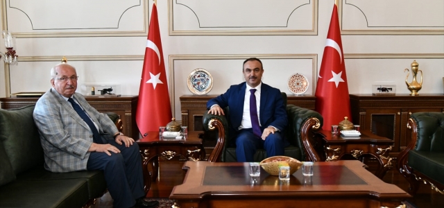 Tekirdağ Büyükşehir Belediye Başkanı Albayrak, Vali Soytürk'ü ziyaret etti