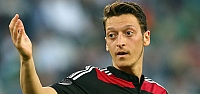 Mesut Özil'den itiraf: Geliştirmeliyim