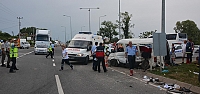 Minibüs kaza yaptı: 14 yaralı