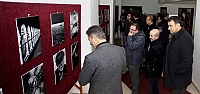 Sinop&#39;ta Siyah-Beyaz karma fotoğraf sergisi açıldı