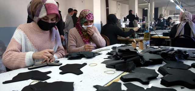 Tokat'ta üretilen botları Gürcistan askeri giyecek