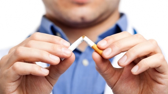 Türkiye’de erkeklerin yarısı sigara içiyor