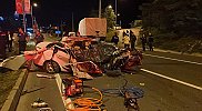 Kastamonu'da kamyona çarpan otomobildeki 1 kişi öldü, 3 kişi yaralandı