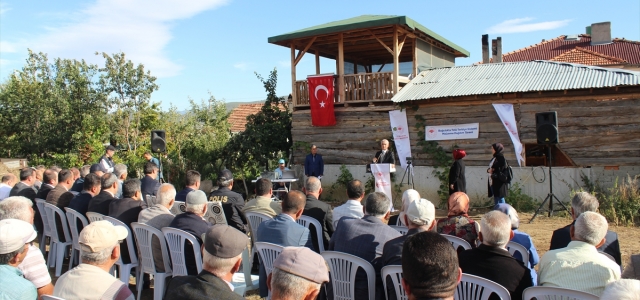 Vali Avni Çakır, köylerdeki tarım programlarına katıldı