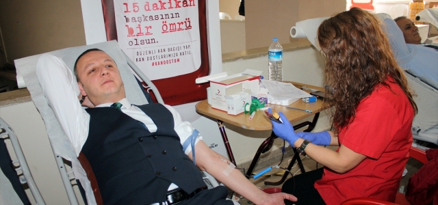 Zonguldak Belediyesince kan bağışı kampanyası düzenledi