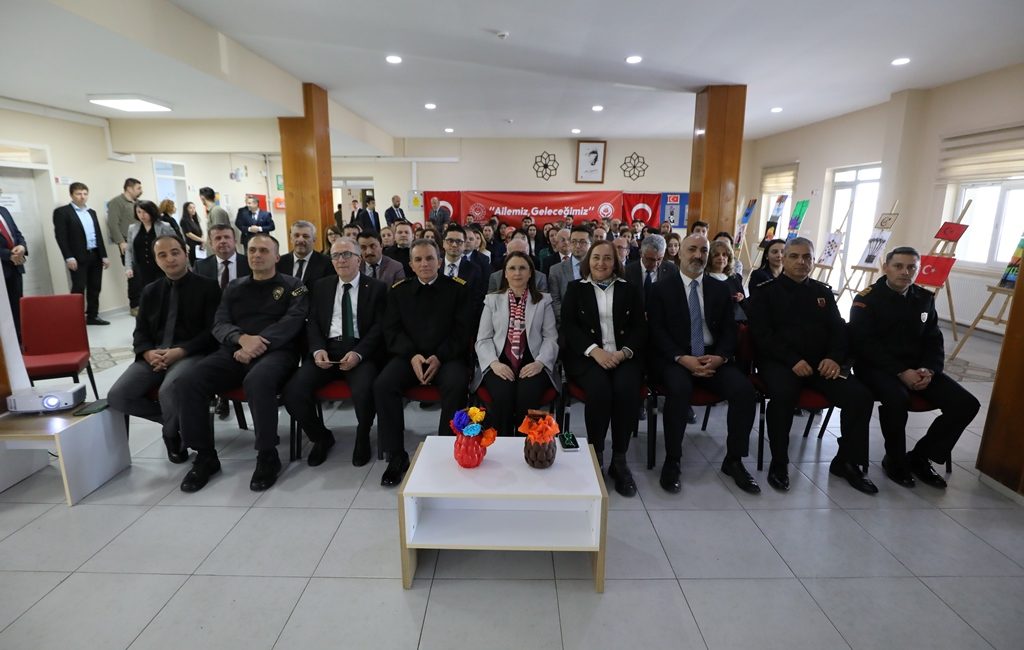 Aile ve Sosyal Hizmetler Bakanlığı öncülüğünde “Ailenin Korunması ve Güçlendirilmesi