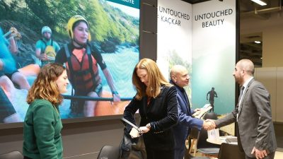 Rize, Almanya’da düzenlenen Dünyanın en büyük turizm fuarı olarak bilinen