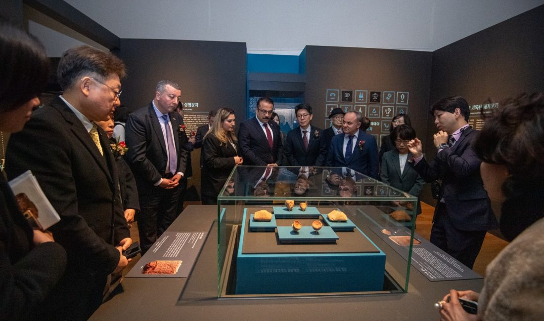 Geçtiğimiz aylarda Güney Kore Gimhae Ulusal Müzesi’nde sergilenmeye başlayan Hititler
