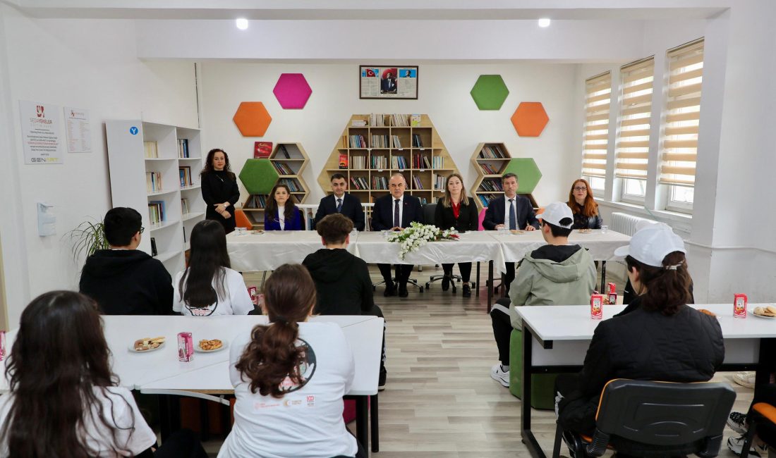 Vali Mumamer Erol, “Uluslararası Öğrenci Değerlendirme Programı” olan PISA’da başarılı