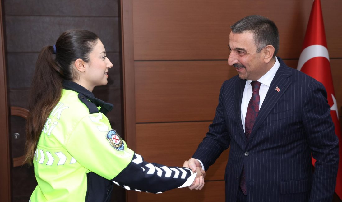 Zonguldak Valisi Osman Hacıbektaşoğlu, Türk Polis Teşkilatı’nın 180. kuruluş yıl