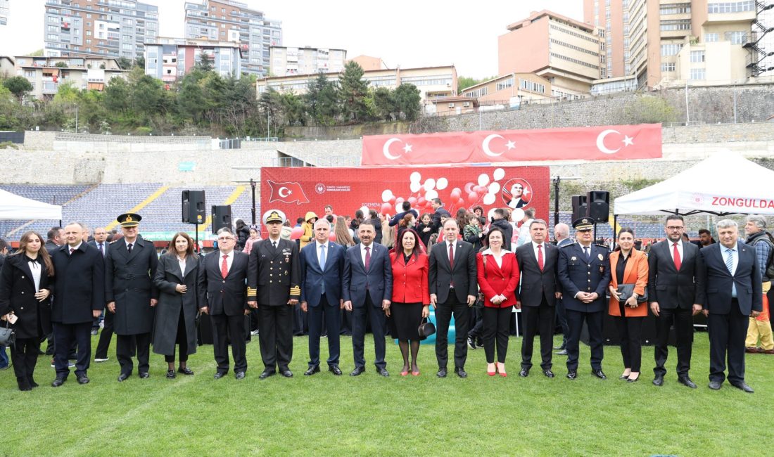 Zonguldak Valisi Osman Hacıbektaşoğlu ve Hanımefendi Güney Hacıbektaşoğlu, Türkiye Büyük