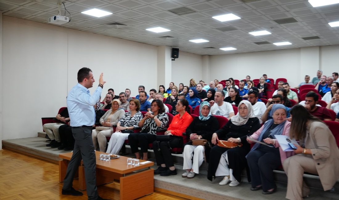 Düzce Belediyesi’nin “Evlilik Okulu” projesi bu kez emniyet personeline kapılarını