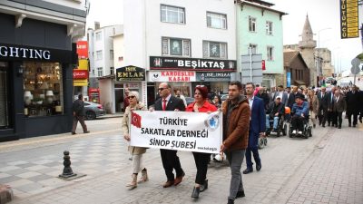 Sinop Belediye Başkanı Metin Gürbüz Başkan Yardımcısı Aysun Özsönmez ile