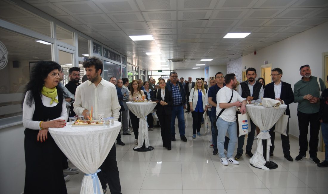 Giresun Belediyesi Gençlik Açık Ofisi’nde düzenlenen törenle, Giresun Ordu Sivil