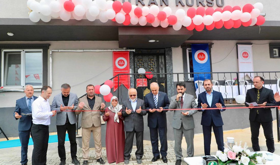 Ordu Valisi Muammer Erol, Kayabaşı mahallesinde Hacı Şenol ve Nuray