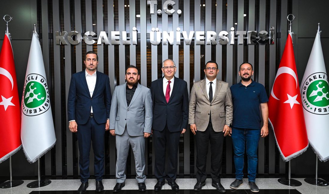 Kocaeli İnşaat Mühendisleri Odası Başkanı Ali Akgün ve beraberindeki heyet,