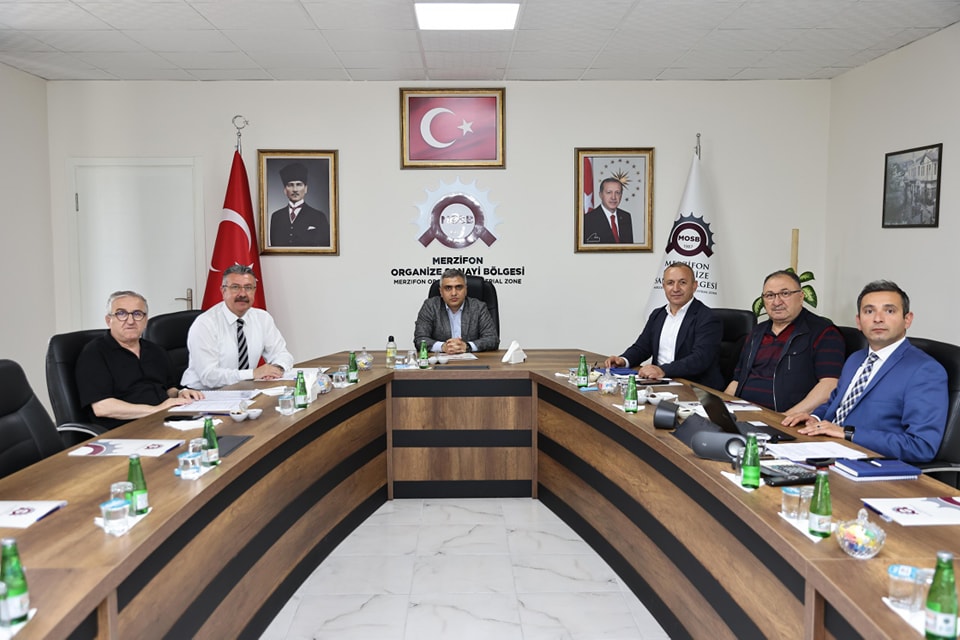 Merzifon Belediye Başkanı, Merzifon OSB Yönetim Kurulu Toplantısına Katıldı Merzifon