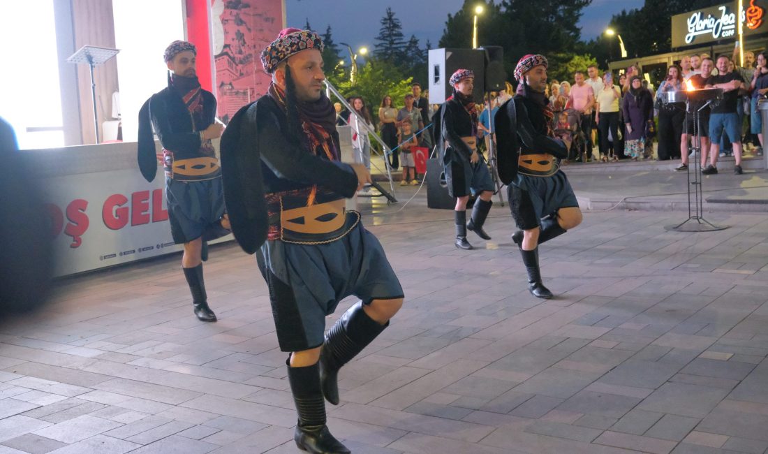 Türkiye Cumhuriyetinin kurucu lideri ulu önder Gazi Mustafa Kemal Atatürk’ün