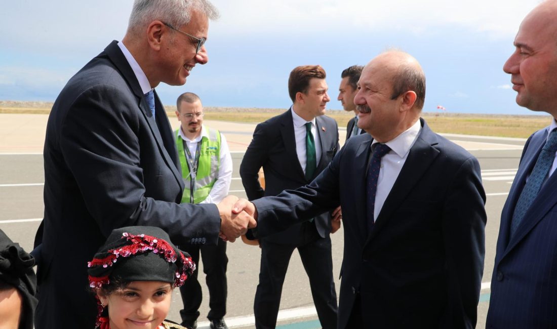 Sağlık Bakanı Prof. Dr. Kemal Memişoğlu, ziyaret, inceleme ve temaslarda