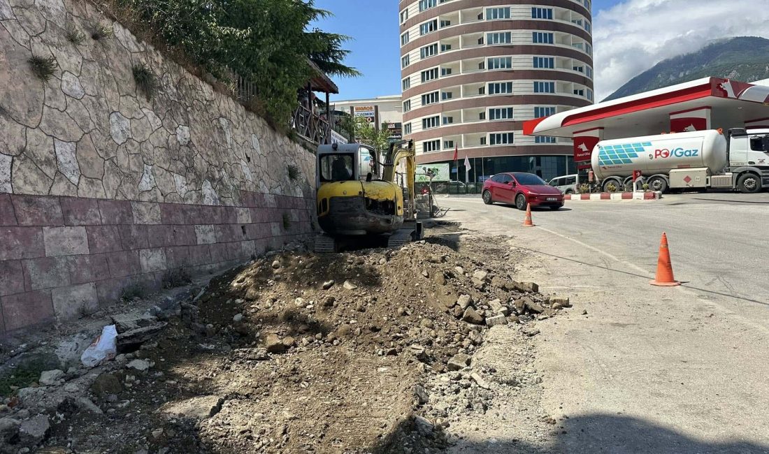 Kanalizasyon ve yağmur suyu altyapı hatlarındaki yenileme çalışmaları tamamlandı. Hatların
