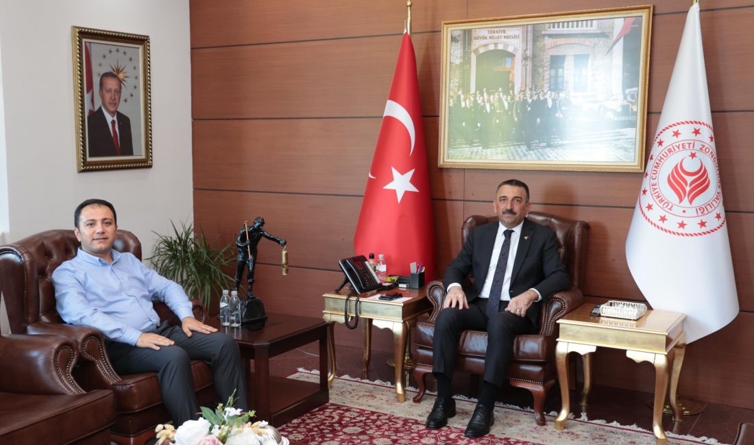 Cumhuriyet Savcısı Halil İbrahim Adam, Vali Osman Hacıbektaşoğlu’na Veda Ziyaretinde