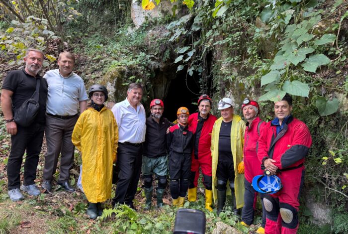 Başkan Tavlı’dan Ünye Turizmine Yeni Nefes: Yazkonağı Mağarası… Ünye’nin tarihini gün yüzüne çıkarmak adına projelere devam eden Ünye