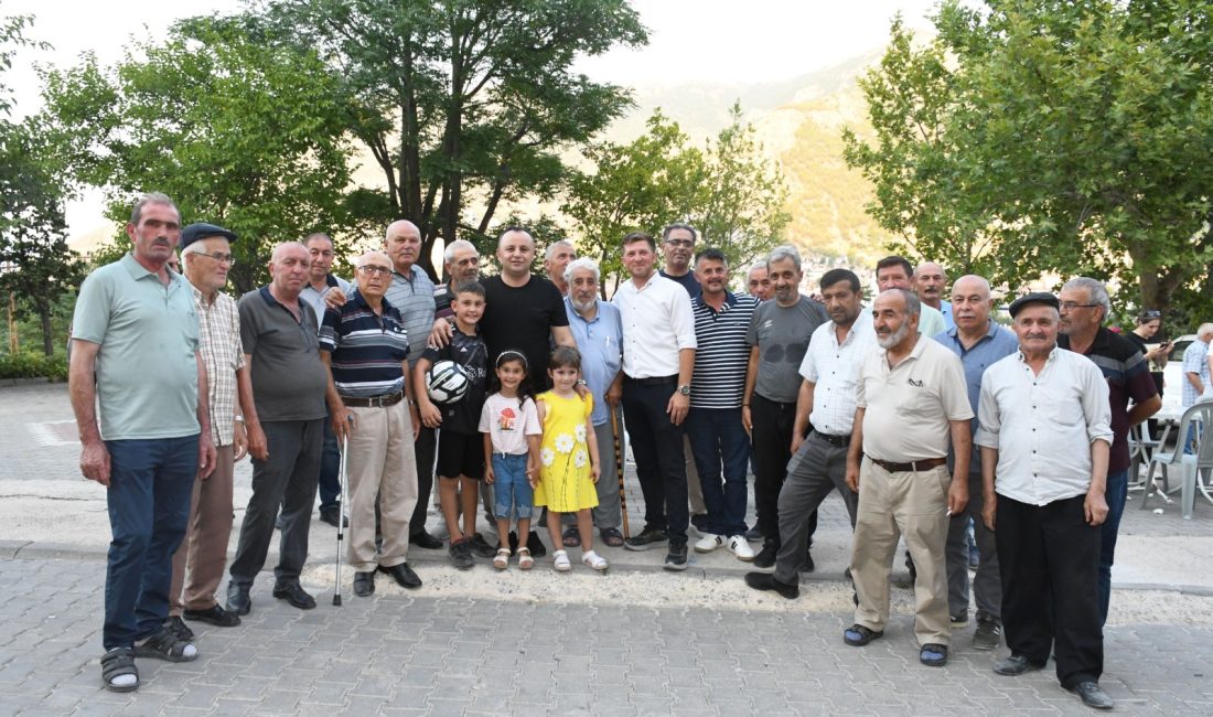 Amasya Belediye Başkanı Av. Turgay Sevindi, Şamlar Mahallesi’ni ziyaret ederek,