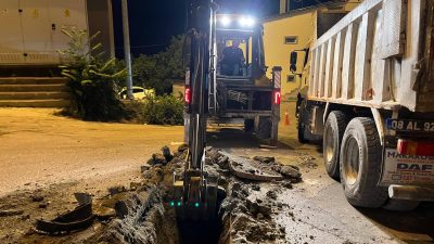 Artvin Belediyesi Fen İşleri Ekipleri, Paçacılar Virajı’nda Su Taşkınlarını Önlemek