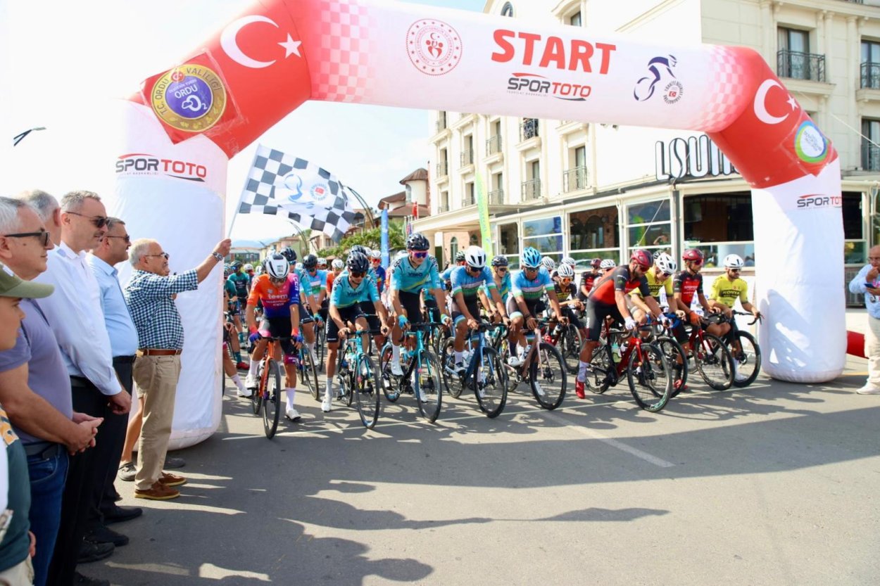 Sporun Merkezi Ordu’da Dev Organizasyon Büyükşehir Belediyesinin öncülüğünde sporun merkezin olma yolunda emin adımlarla ilerleyen