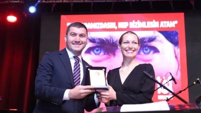 Cumhuriyet döneminin simge eserlerinden Türk tangoları, Ulu Önder Mustafa Kemal