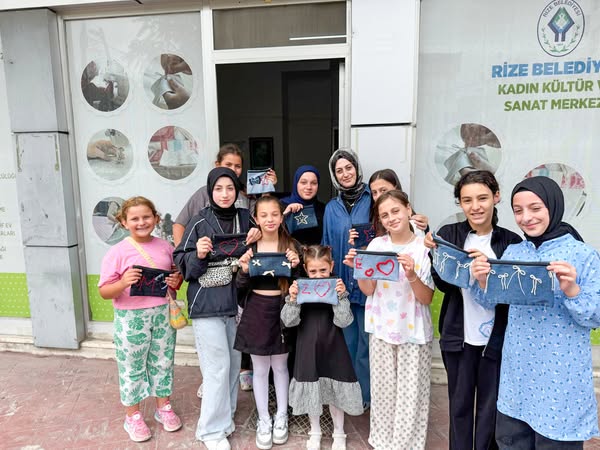 Rize Belediyesi’nin yaz tatilini verimli geçirmek isteyen çocuklar için 11