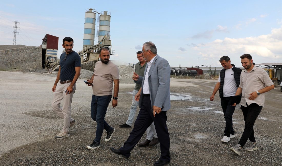 Bafra Belediyesi, kırsalda ulaşım sorunlarını kalıcı çözümlerle ortadan kaldırıyor. Türkiye’nin