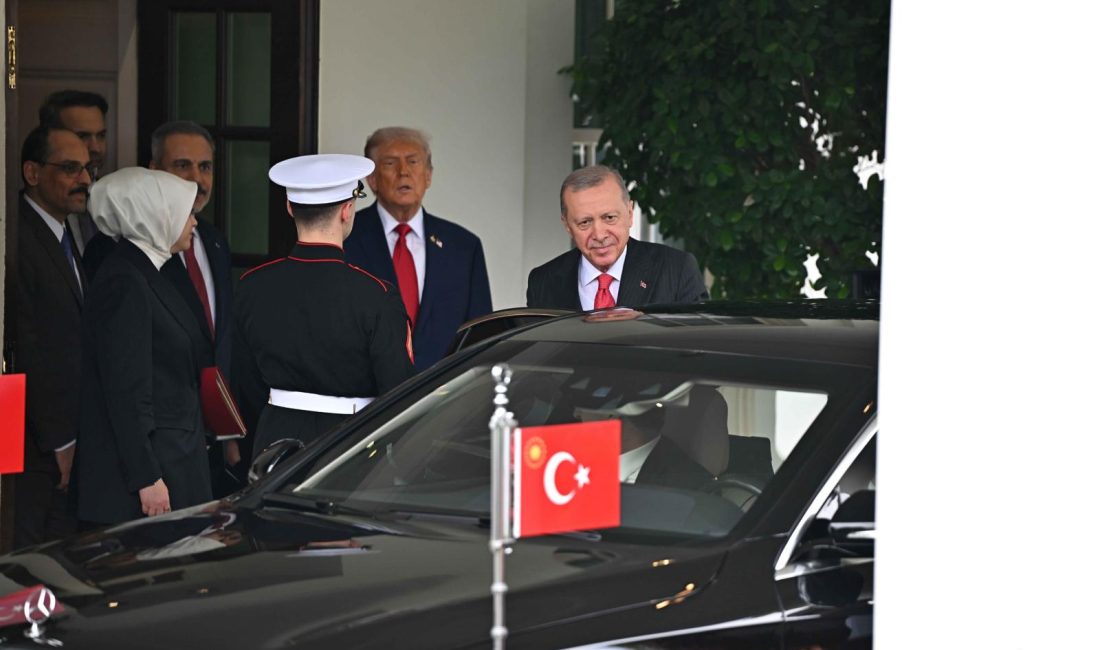 Cumhurbaşkanı Recep Tayyip Erdoğan, ABD’deki temaslarının ardından Washington’dan ayrıldı. Birleşmiş