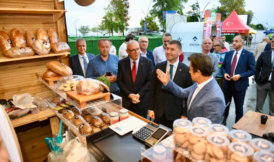 Altınordu Belediyesi, Ordu Ticaret Festivali kapsamında Akyazı Sahili Etkinlik Alanı’nda