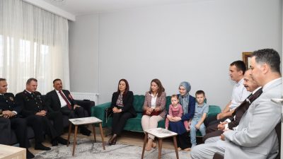 Vali Osman Hacıbektaşoğlu ile Hanımefendi Güney Hacıbektaşoğlu, 28 Nisan 2016