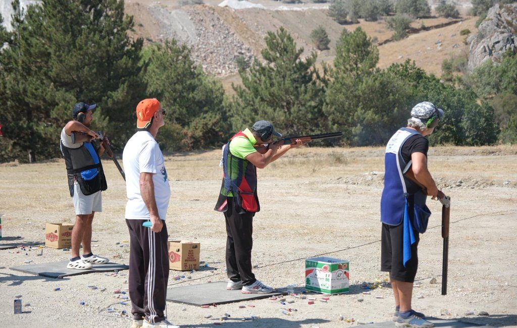 Çorum Belediyesi tarafından düzenlenen  Trap Atışlarında 8 ilden 115 sporcu