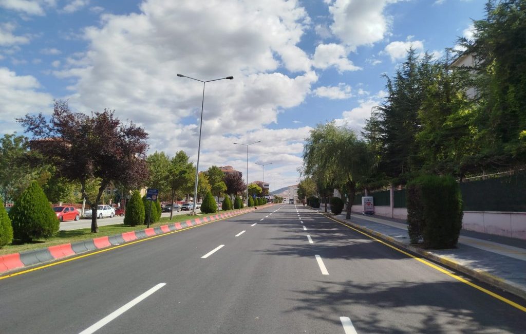 Çorum Belediyesi Ulaşım Hizmetleri Müdürlüğü ekipleri şehir genelinde trafik ve