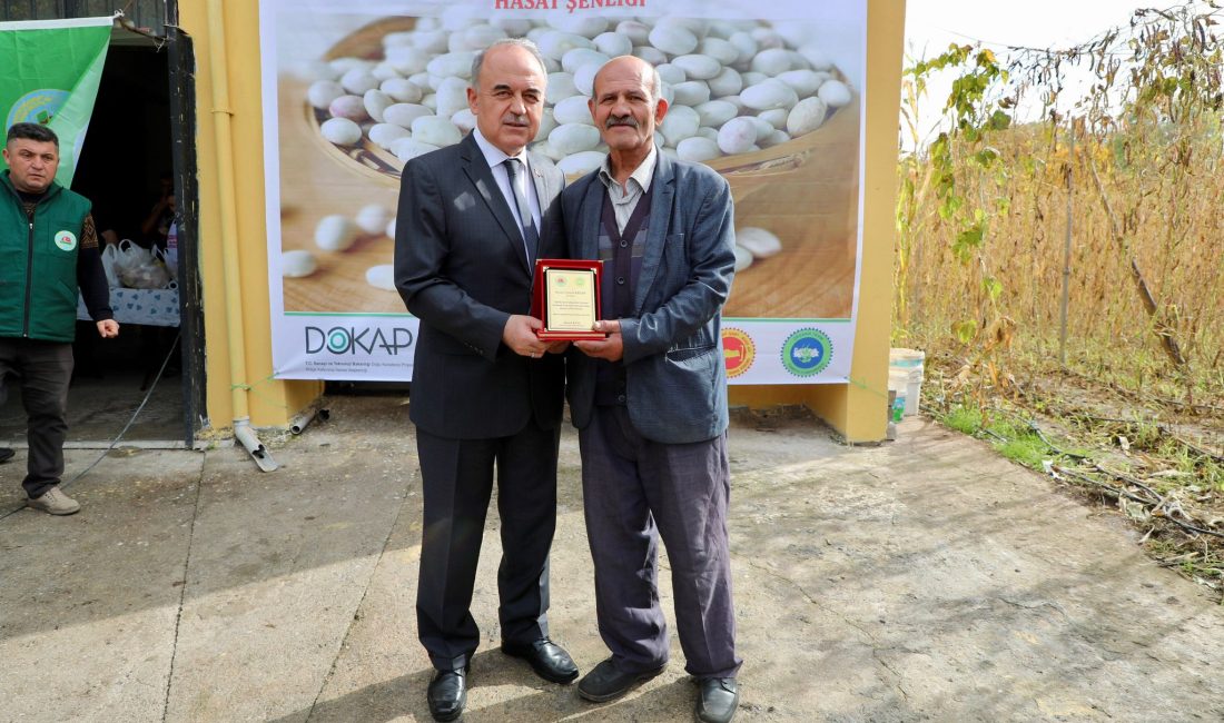 Vali Erol, Akkuş Şeker Fasulyesi Hasat Törenine Katıldı Vali Muammer Erol, İl Tarım ve Orman Müdürlüğü ile Akkuş